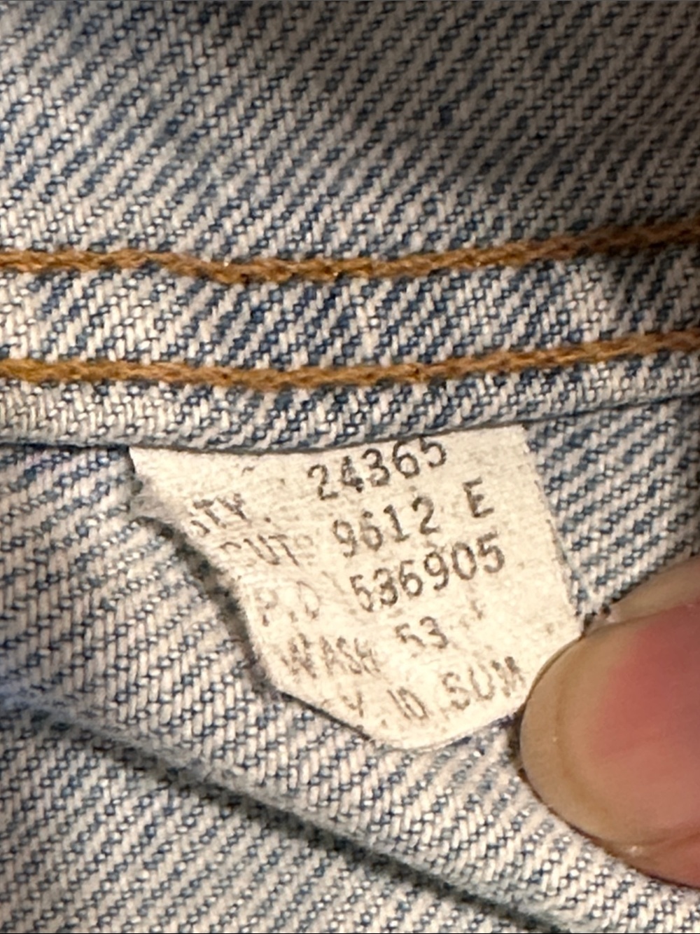 Banana Republic Vintage Light Wash Denim Vest 🔥🔥🔥 - Picture 3 of 6